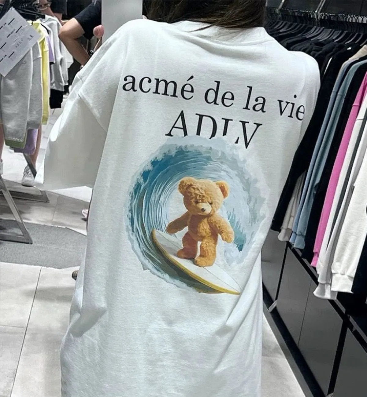 ADLV Acme de la vie Surfing Bear SS24 T-Shirt