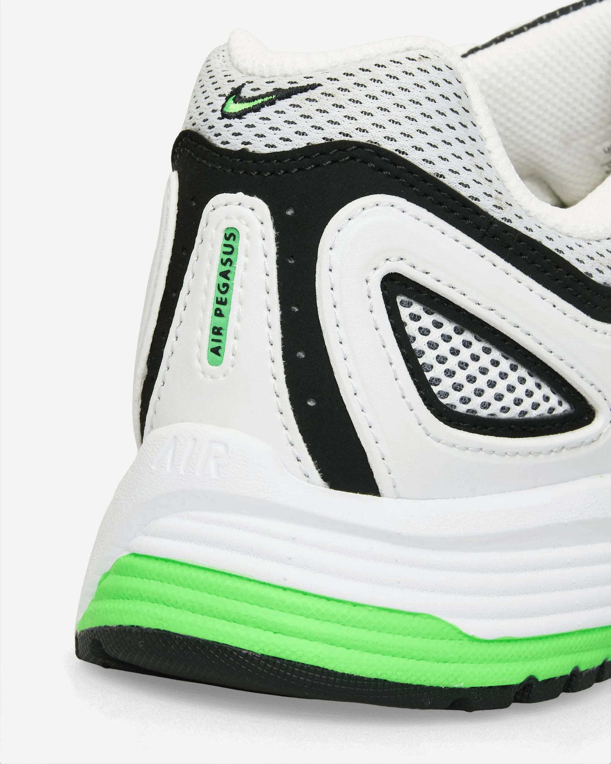 Air Pegasus 2005 Sneakers White / Green Strike