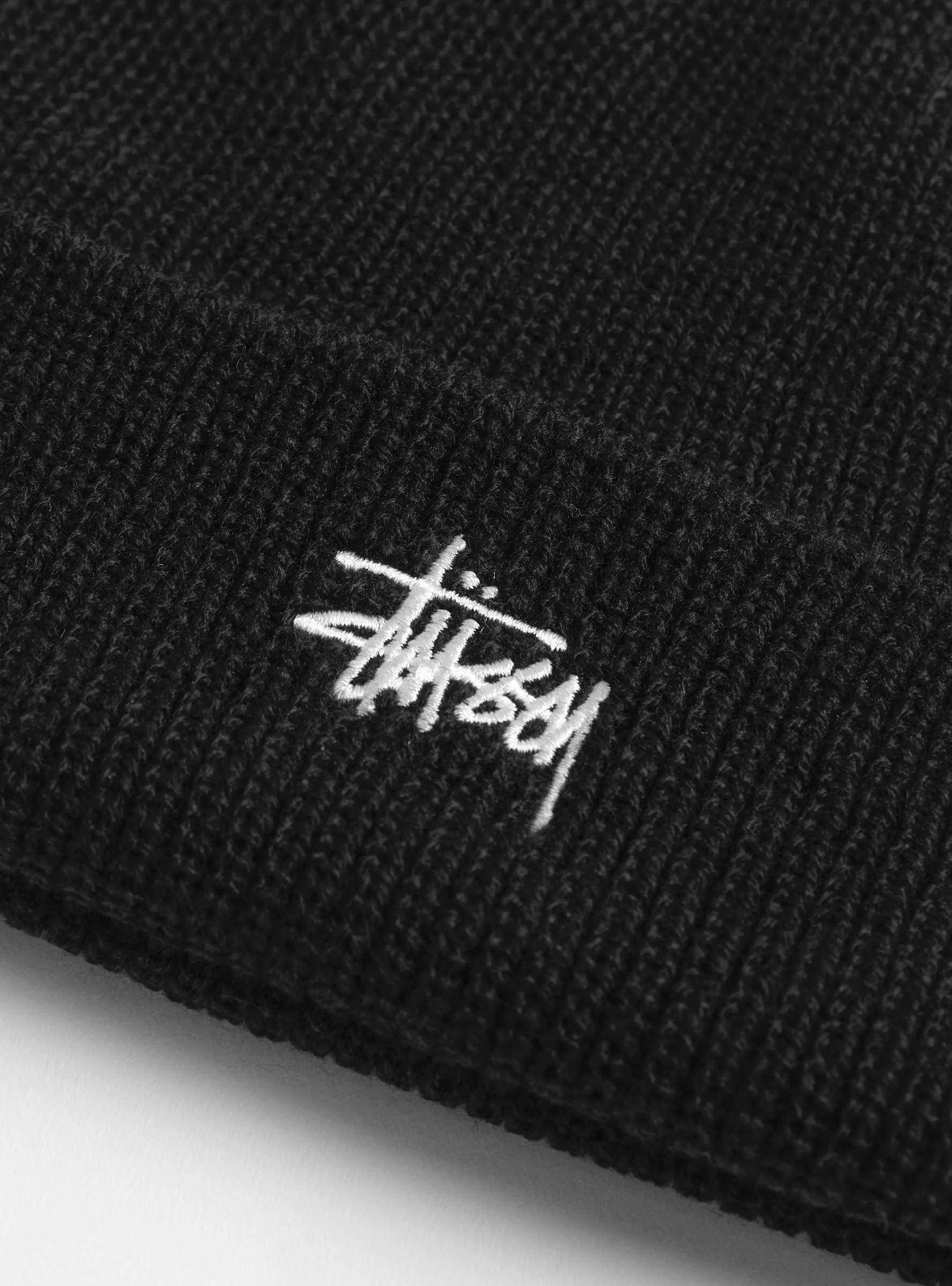 Basic Cuff Beanie Black