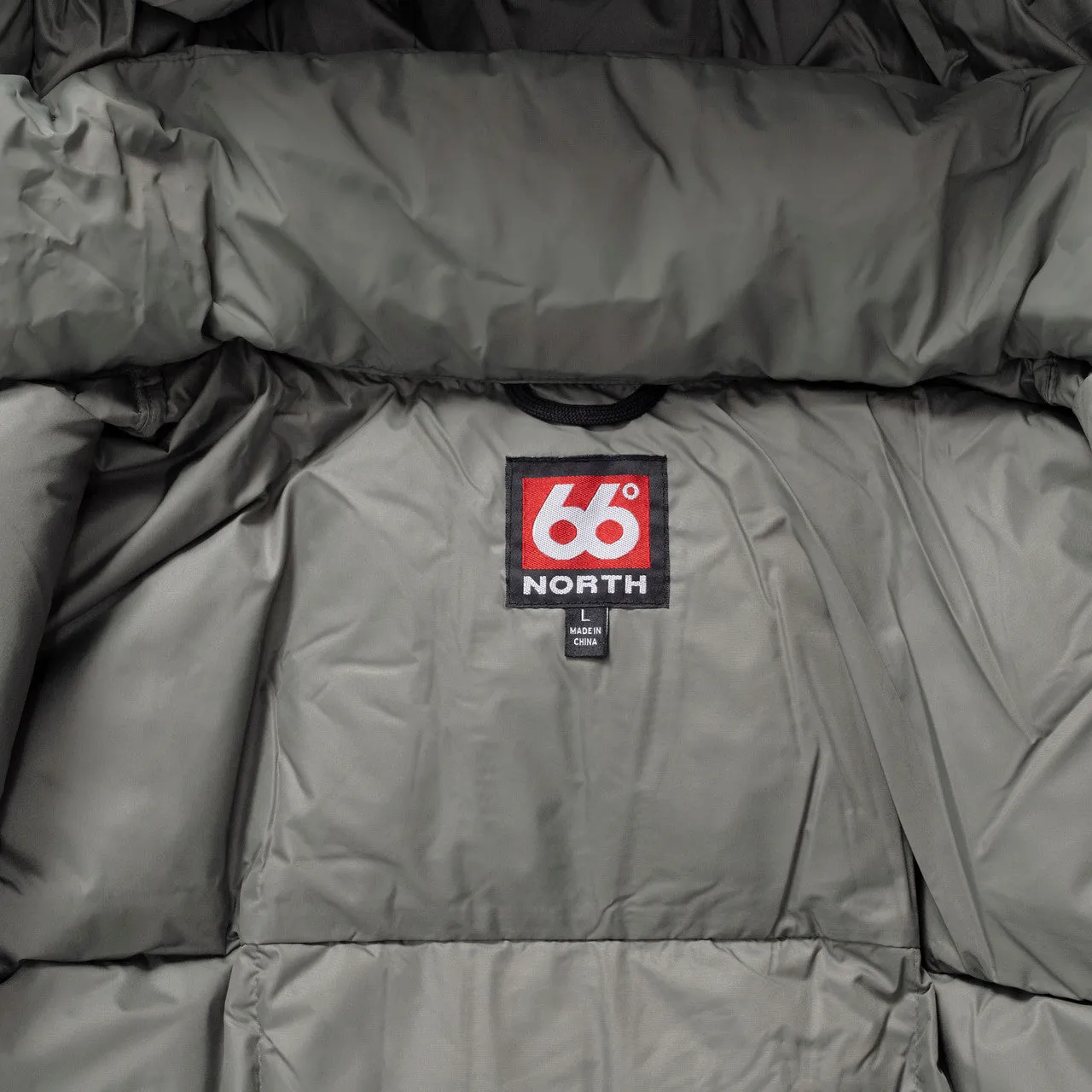 Dyngja Down Jacket