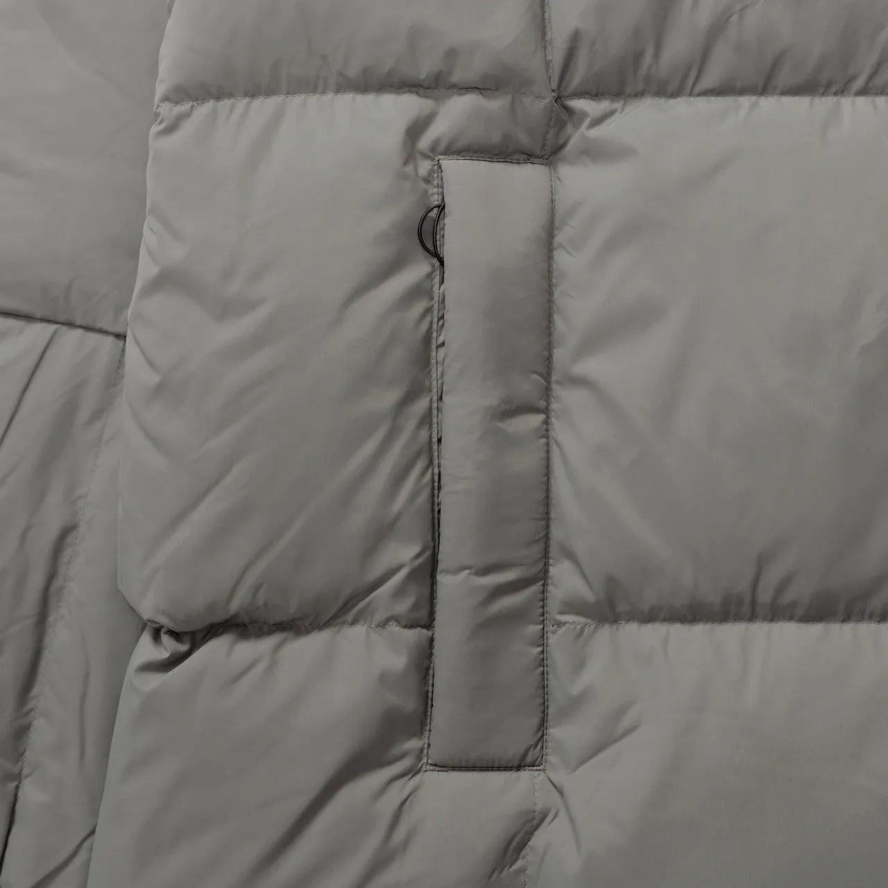 Dyngja Down Jacket