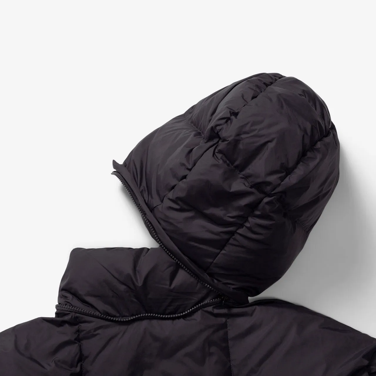 Dyngja Down Jacket
