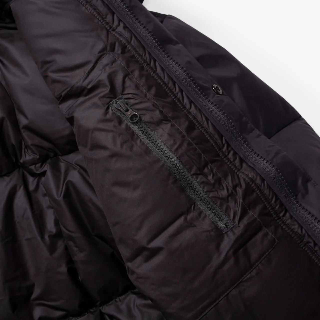Dyngja Down Jacket