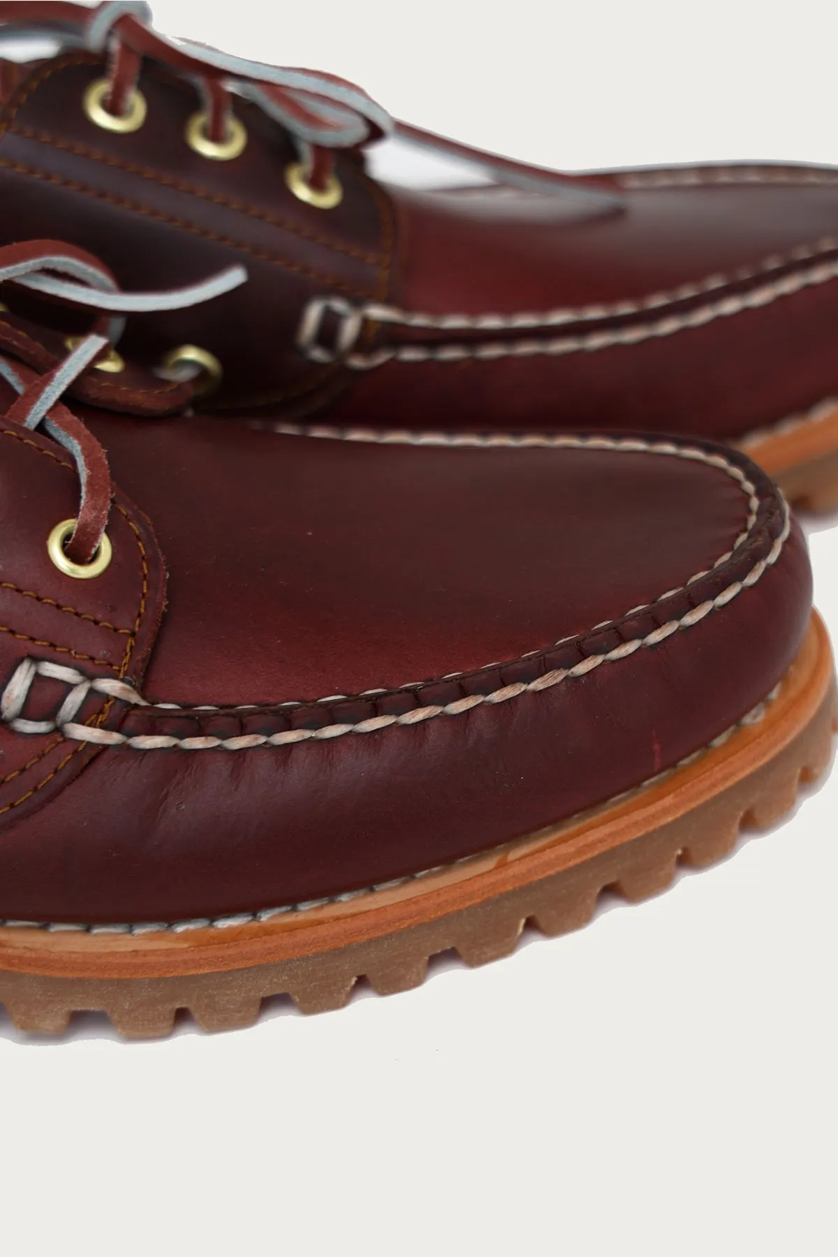 Men's 3-Eye Lug Handsewn Boat Shoe - Burgundy Full Grain