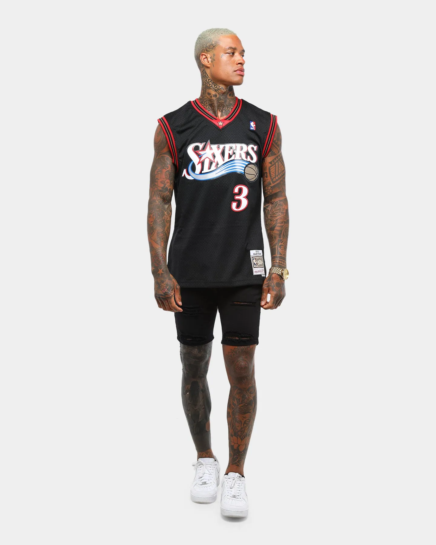 Mitchell & Ness Philadelphia 76ers Allen Iverson #3 Swingman Jersey Black