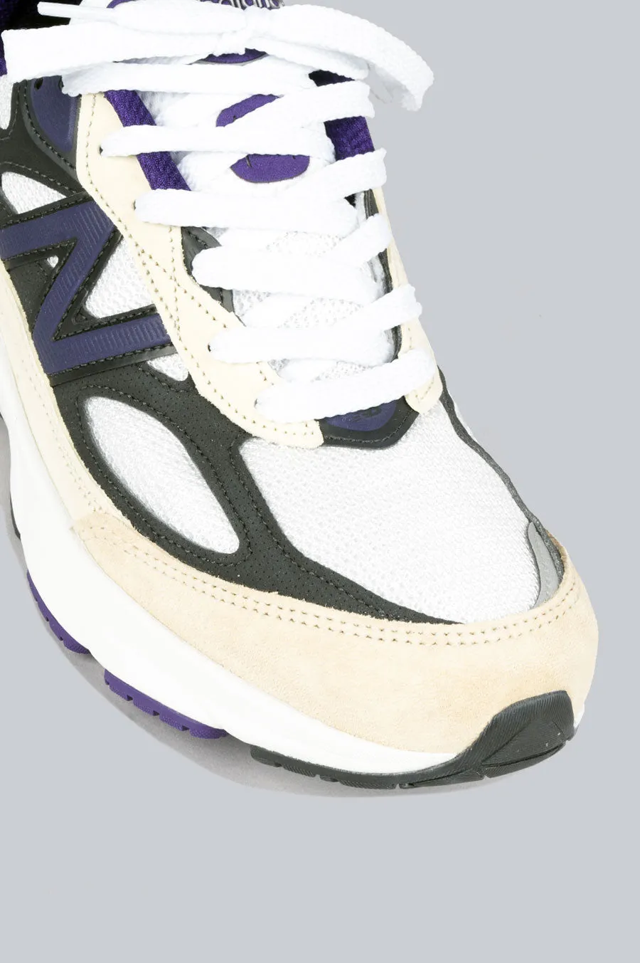 NEW BALANCE 990 V6 MIU WHITE BLACK