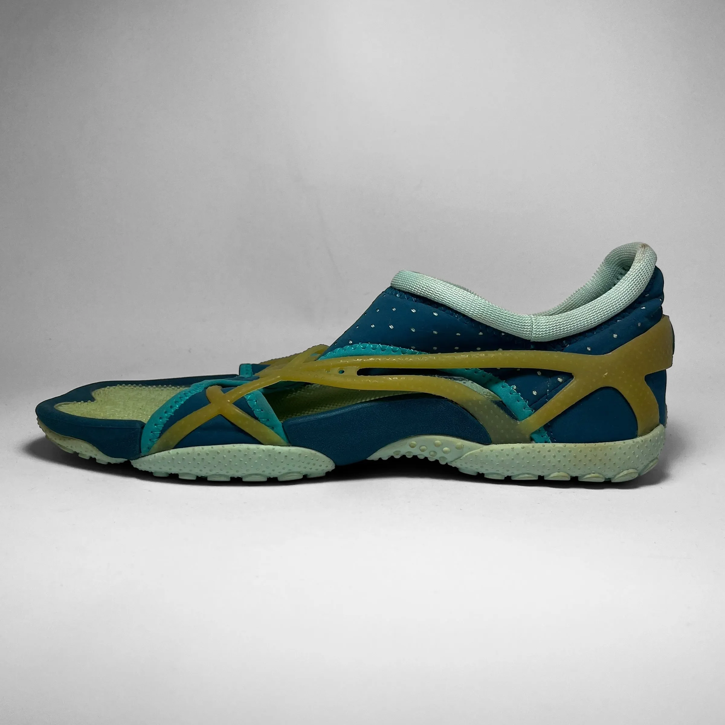 Nike ACG Crocodilian (2001)